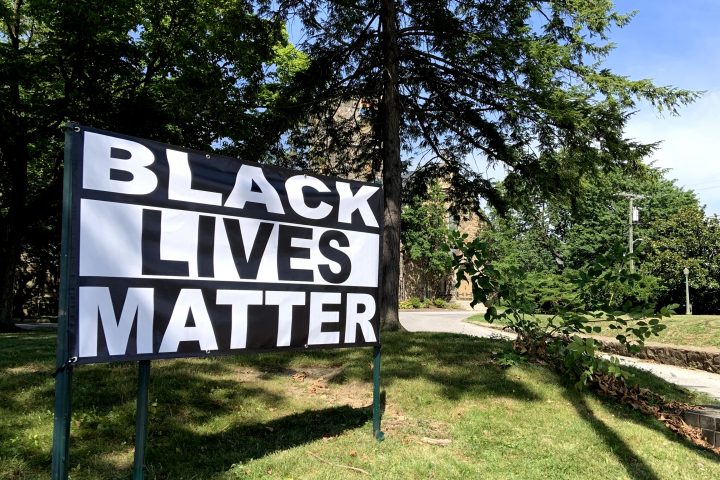 How The Neighborhood season 3 premiere Black Lives Matter episode